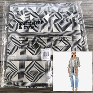 SUMMER & ROSE Sophia Geo Geometric Black and White Kimono, One Size Fits Most